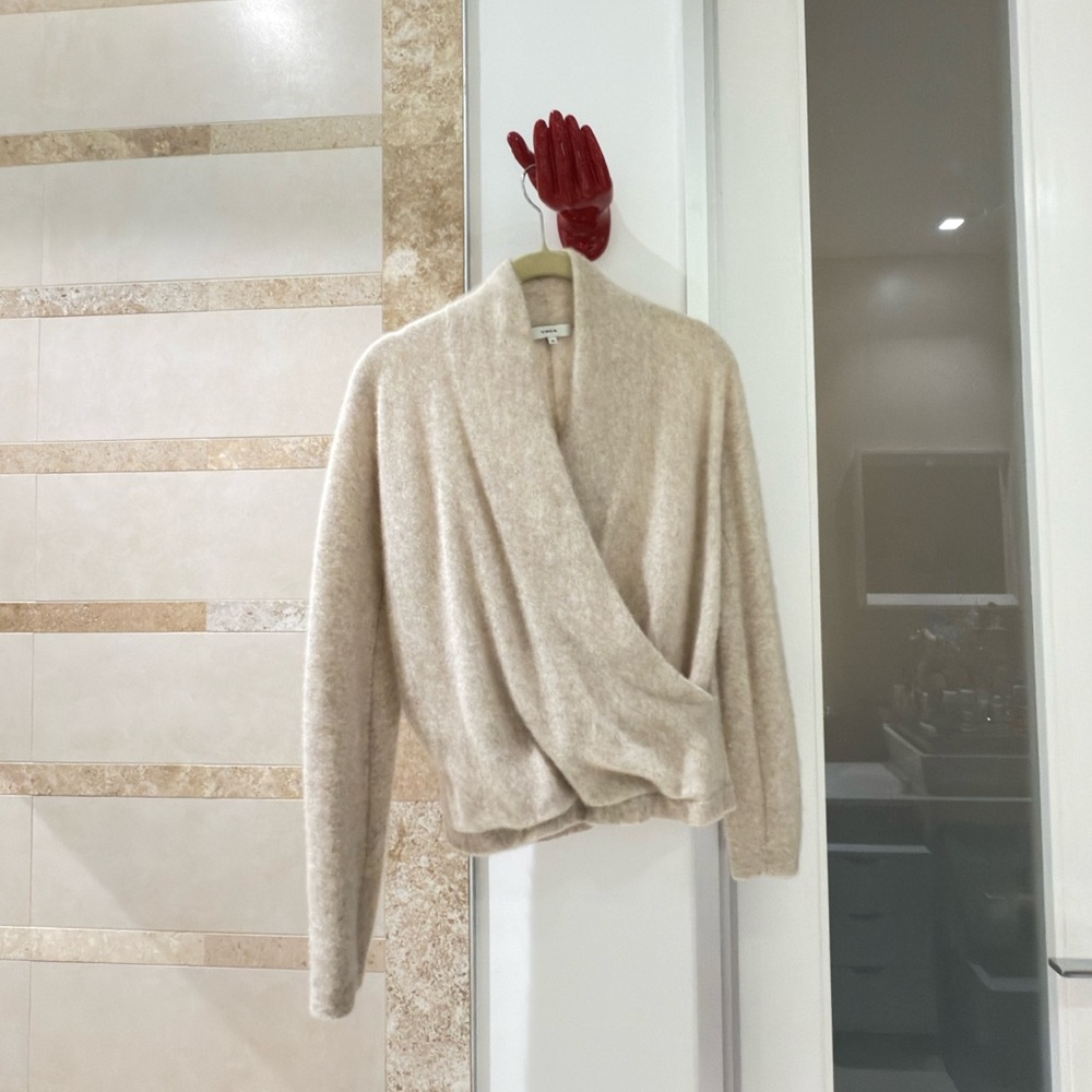 Vince Cream V-Neck Sweater Soft Knit Wrap - XS